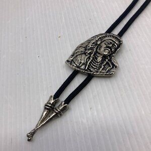 Vtg black silver tone Indian head  native bolo tie